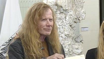 Watch: MEGADETH’s DAVE MUSTAINE Is Named ‘Guest Of Honor’ In Buenos Aires, Argentina