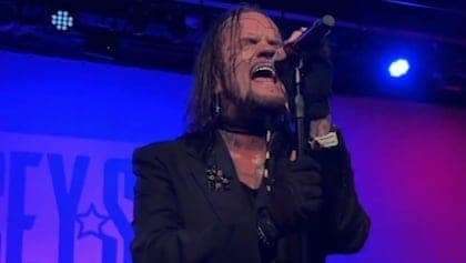 Original SALIVA Singer JOSEY SCOTT Confirms Stolen Trailer Has Been Recovered And All Gear Has Been Returned Intact